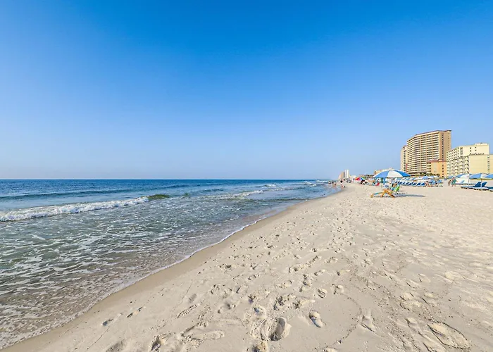 Polished Gulf-front With Balcony Ac Wifi & Shared Pools Hot Tubs Sauna