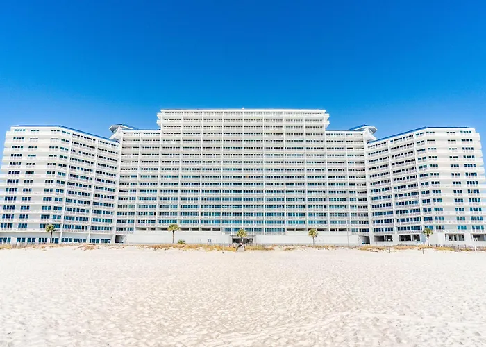 Polished Gulf-front With Balcony Ac Wifi & Shared Pools Hot Tubs Sauna Holiday home Gulf Shores